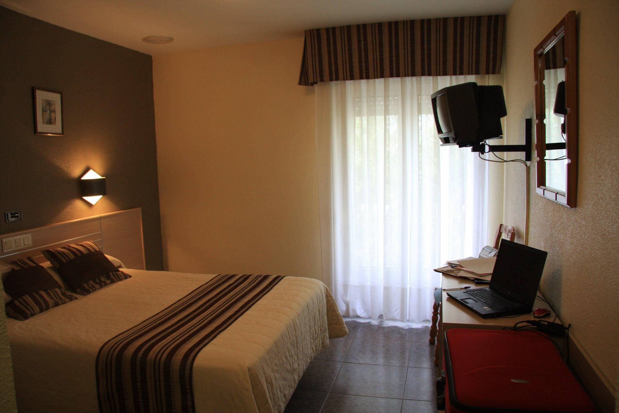 Hotel La Colina Geria Room photo